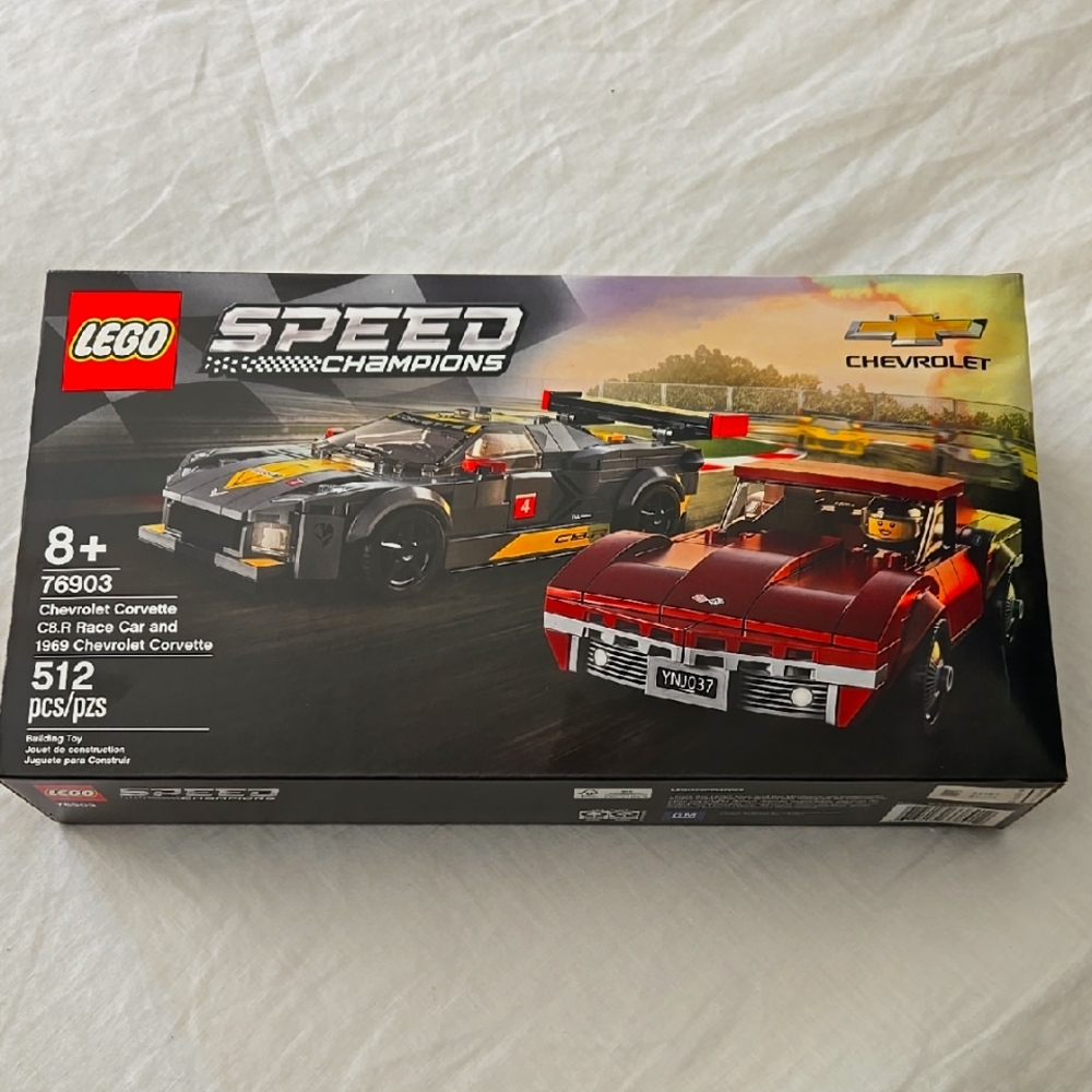 LEGO SPEED CHAMPIONS Chevrolet Corvettr C8.R Race Car & 1969 Corvette